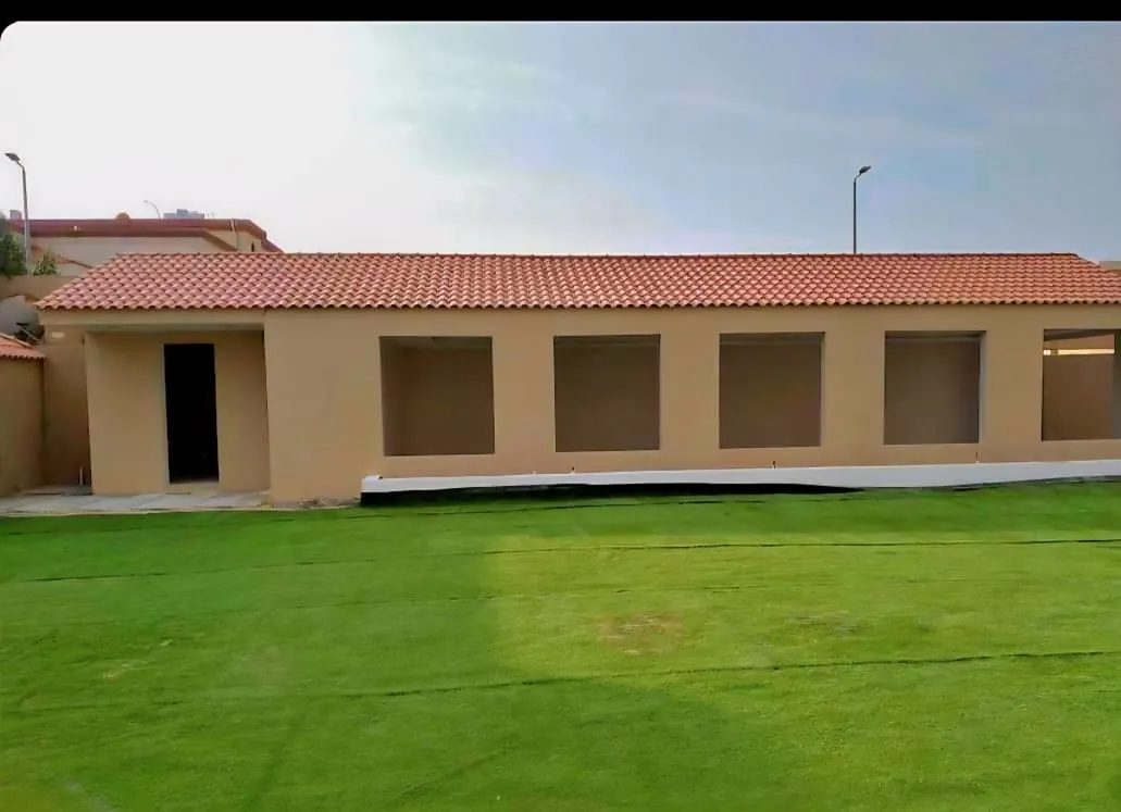 ترميم وبناء ملاحق خارجية حي الملز بالرياض وشمال الرياض