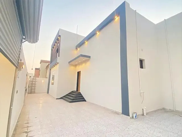 تريم مباني وملاحق ومجالس البناء الحديث في شمال الرياض 