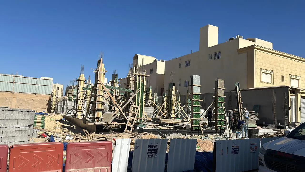 مقاول بناء وترميم الواجهات الخارجية والداخلية 