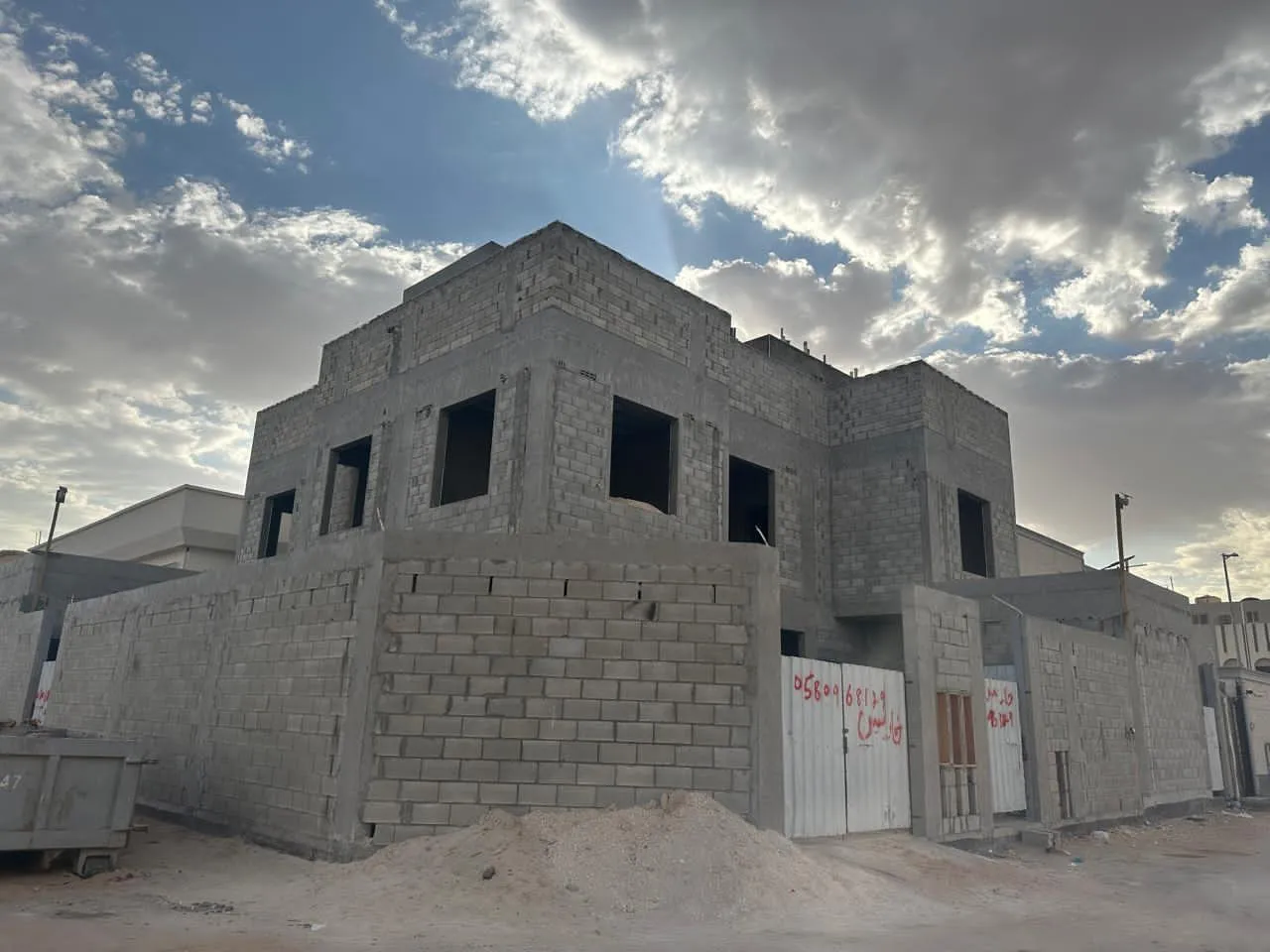 مقاول بناء وترميم الواجهات الخارجية والداخلية 