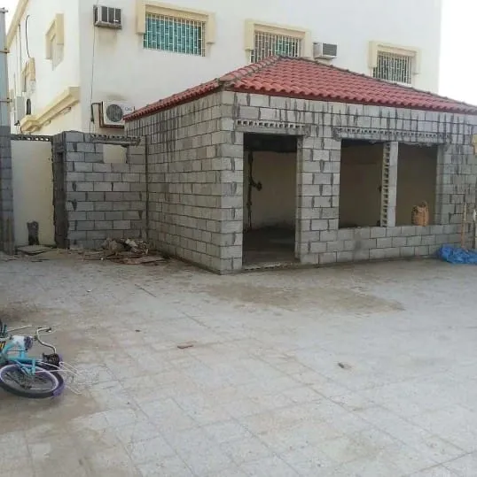 بناء وترميم مجلس خارجي بشمال الرياض مودرن بالحوش