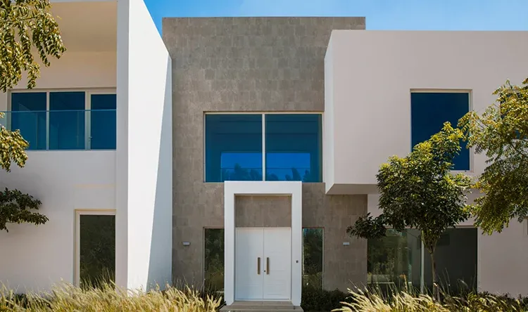 أفضل أنواع الأصباغ والدهانات الداخلية والخارجية لعام 2026: