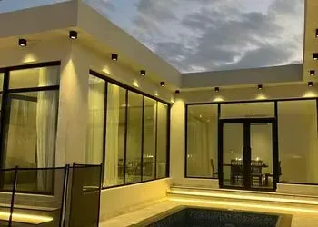 مجلس خارجي مصنوع بساندوش وشالهيات والأسمنت بوردبشمال الرياض 