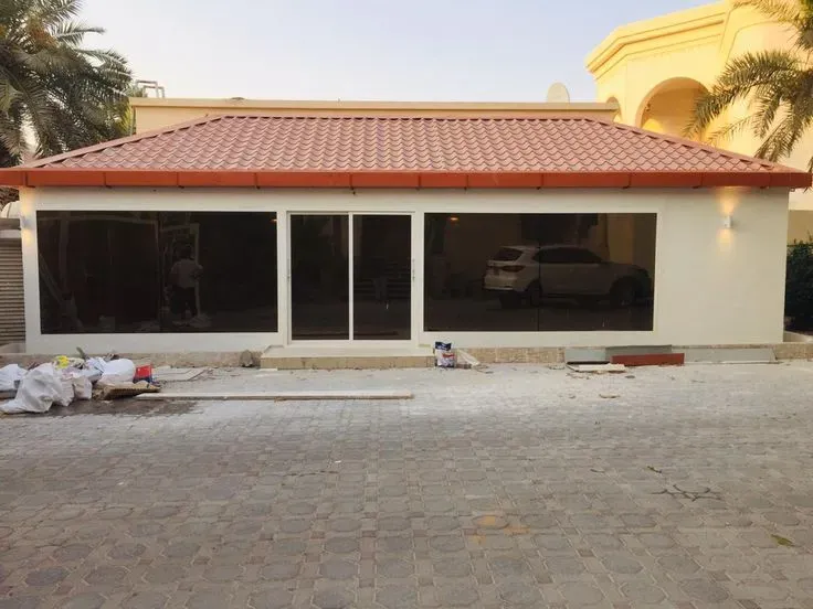 مجلس خارجي مصنوع بساندوش وشالهيات والأسمنت بوردبشمال الرياض 