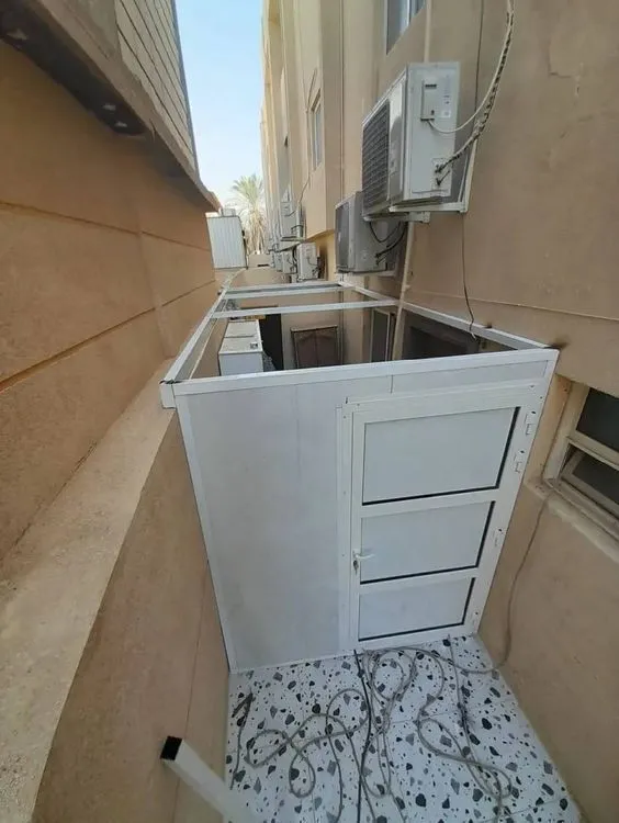 مقاول تركيب ساندوتش بانل حي الملقا|تصميم ملاحق وغرف عازلة 